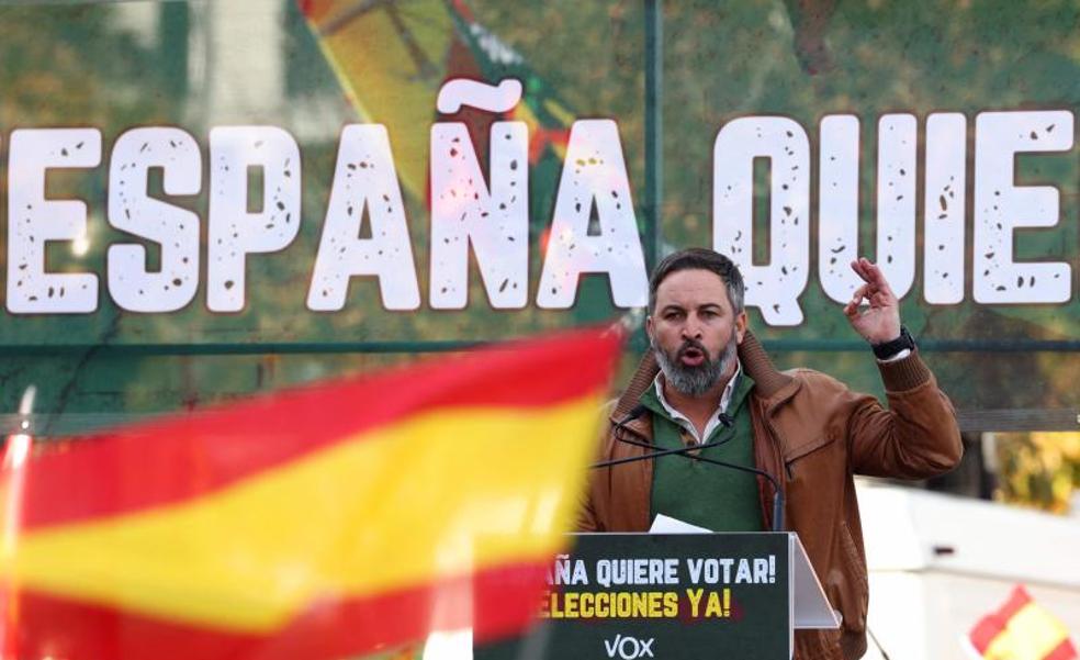 Abascal acusa a Montero de estar «enloquecida» por sus «políticas criminales»