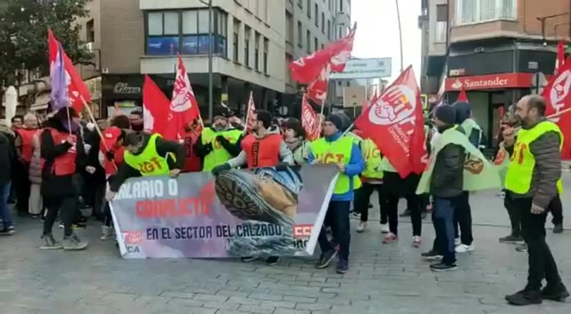 Los trabajadores del calzado de Arnedo secundan mayoritariamente la huelga estatal del sector
