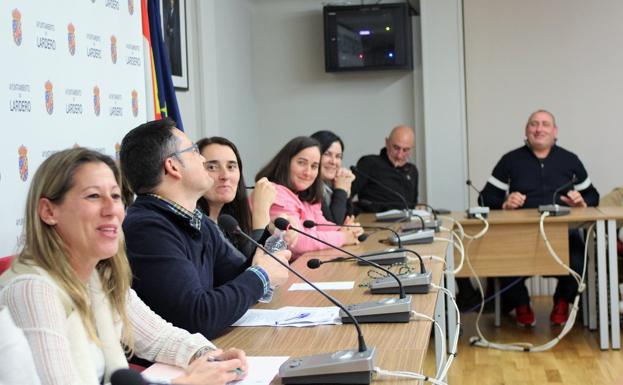 ¿Dónde está la oposición en Lardero?