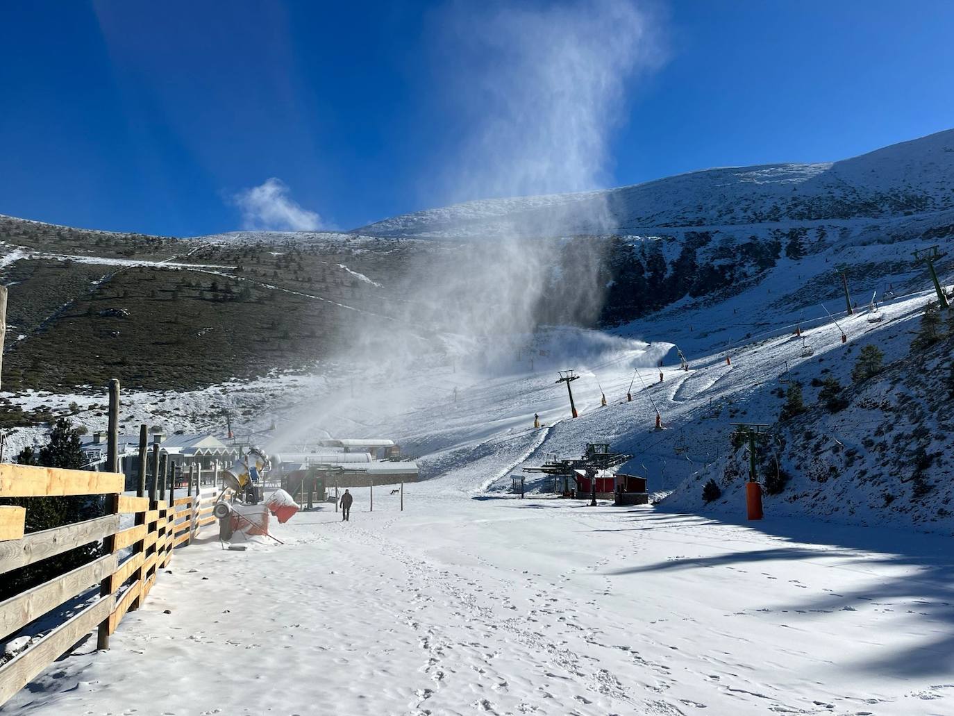 Valdezcaray, a la espera de tener más nieve