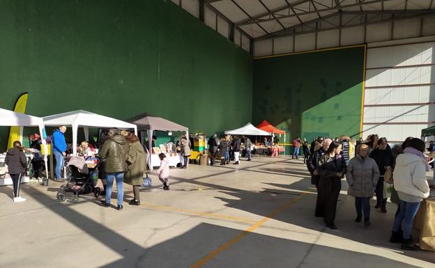 Herce celebró su segundo mercado navideño