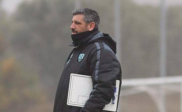 Israel Vicente toma las riendas en el Calahorra y debutará ante el líder