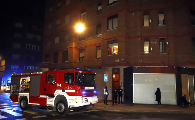 Muere una mujer en el incendio de una vivienda en Miranda de Ebro