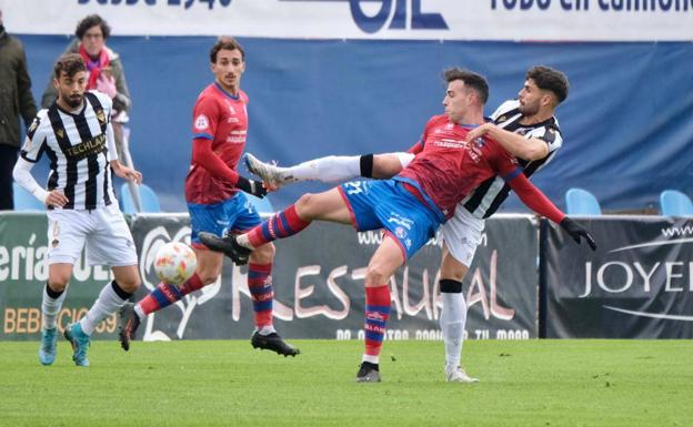 El Calahorra roza la victoria ante el líder