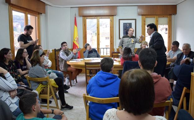 Un jurado popular juzgará en enero a Santibáñez, exalcalde de Viguera, acusado de malversación