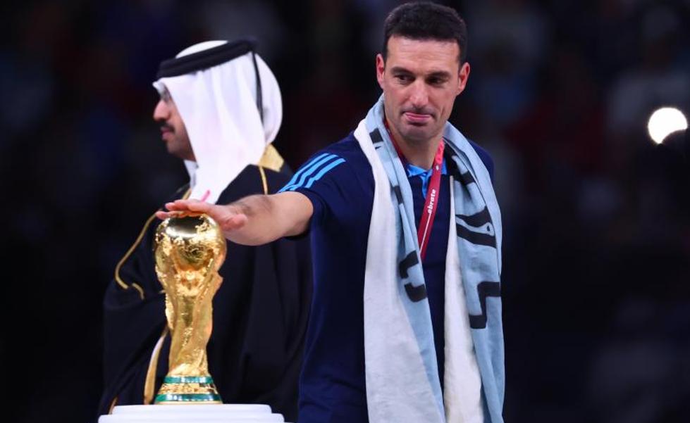 Scaloni, el pacificador que come en la mesa de Menotti y Bilardo