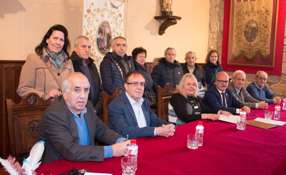 La cofradía del Santo se une al cuidado y difusión del Camino Francés