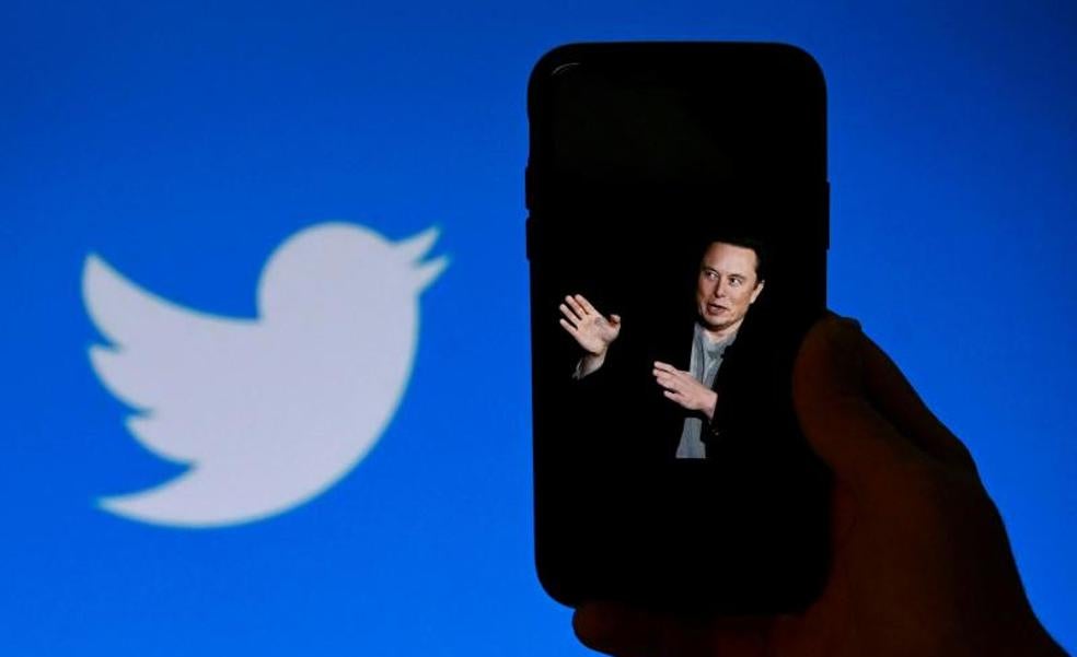 Musk dejará Twitter cuando encuentre a alguien lo «suficientemente tonto» para CEO