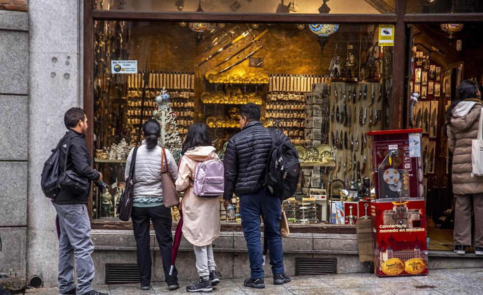 La economía se frenó en verano al 0,1% con el consumo en mínimos