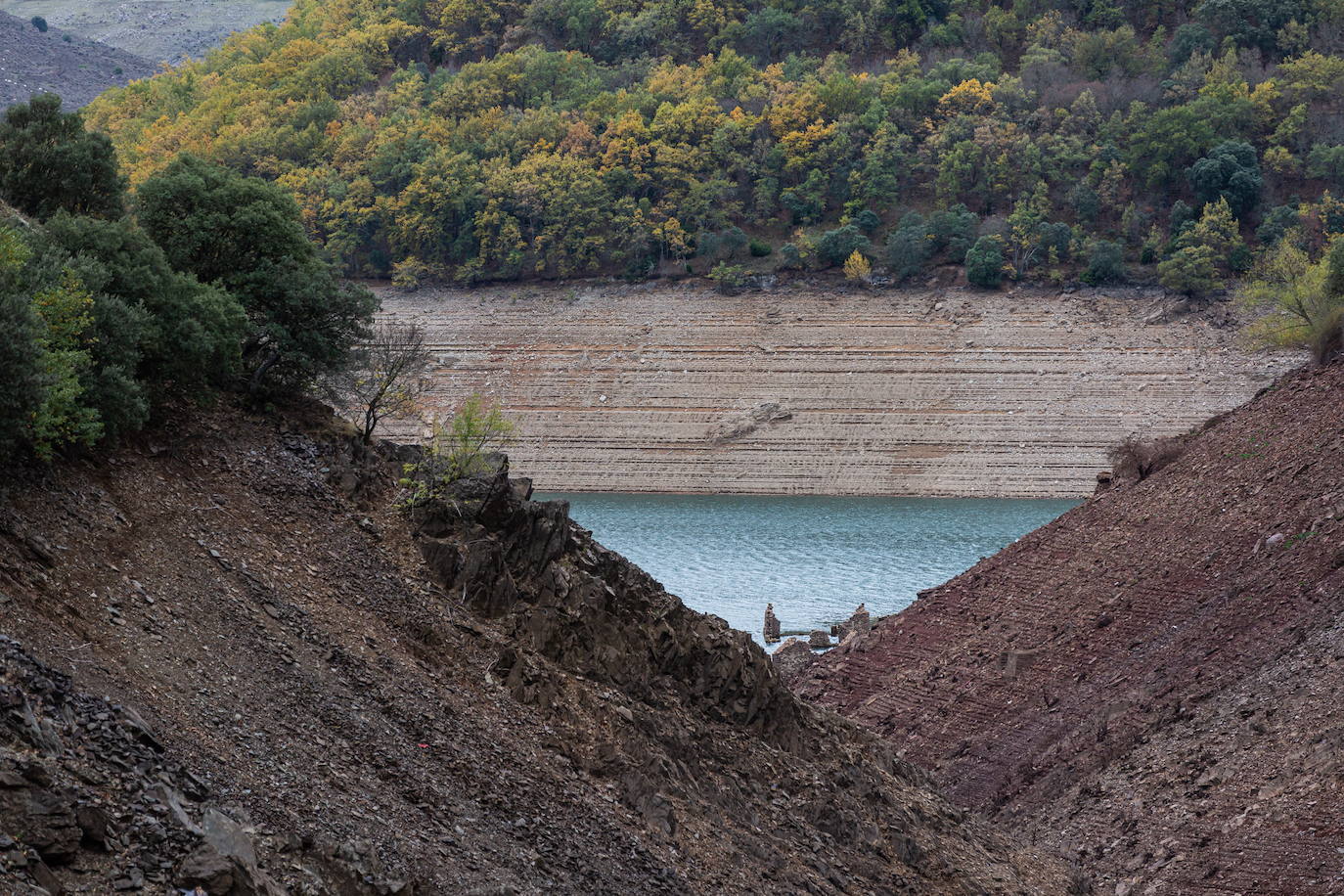 Mansilla llega al 60% de su capacidad mientras Pajares y González Lacasa ganan muy poca agua