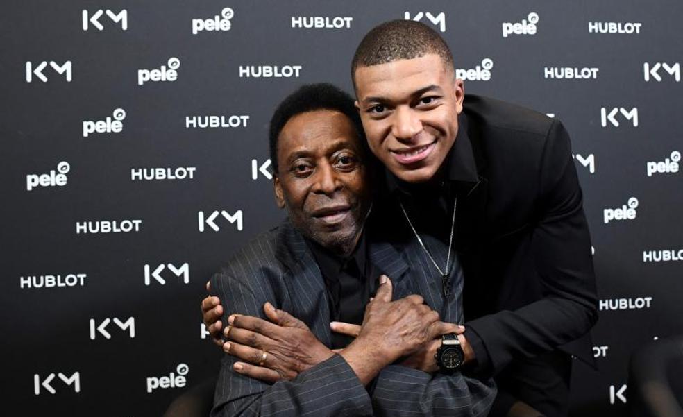 «Pelé convirtió el fútbol en arte»