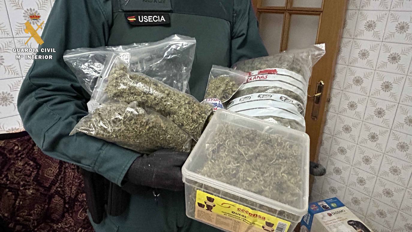 Un detenido y 5.000 dosis de speed y tres kilos de marihuana incautados en una operación antidroga en Quel