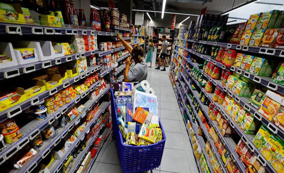 La inflación cierra el año en el 5,8%, un punto menos que en noviembre