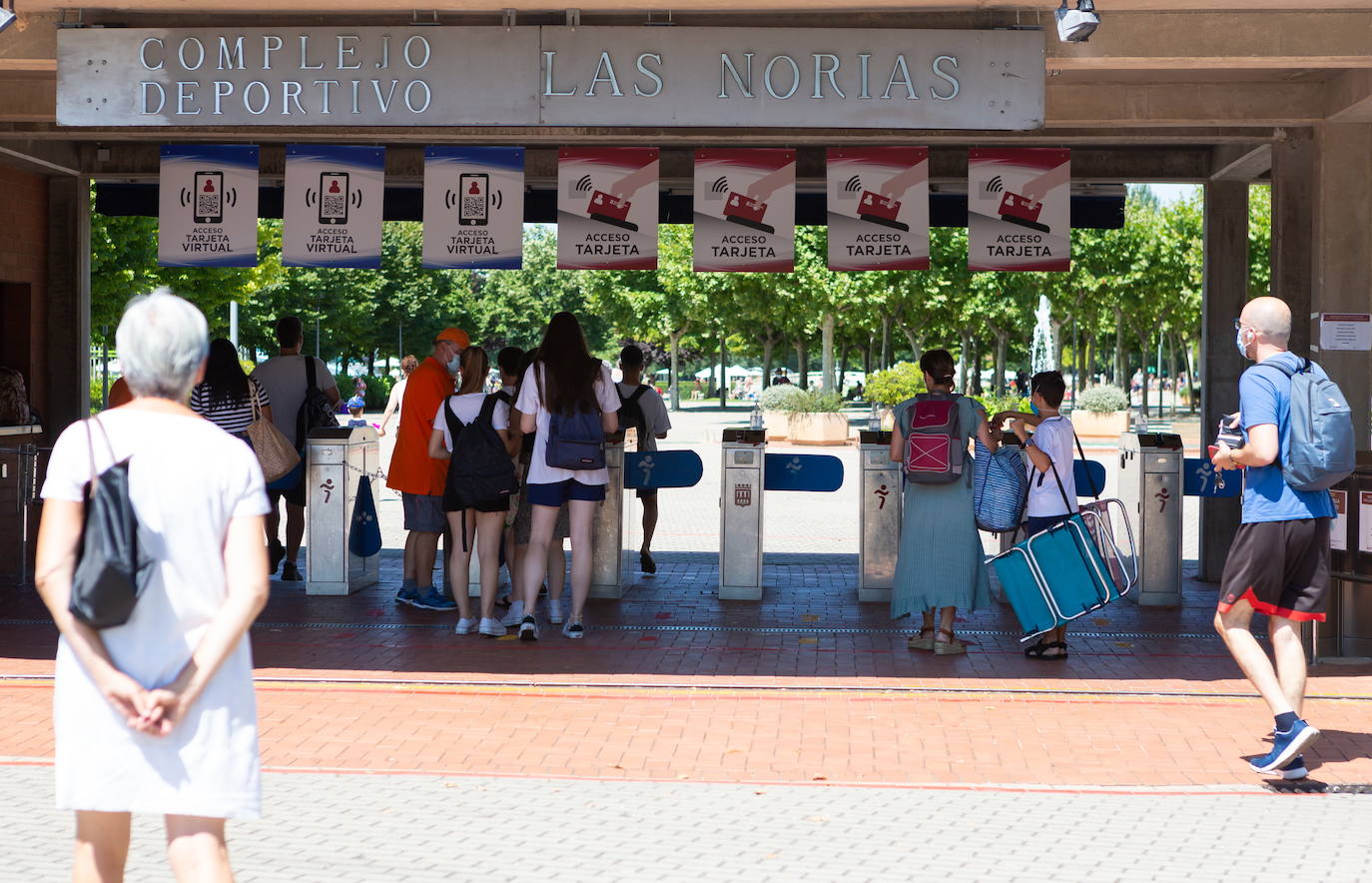 Las Norias contará con una pista de baloncesto exterior junto a su entrada