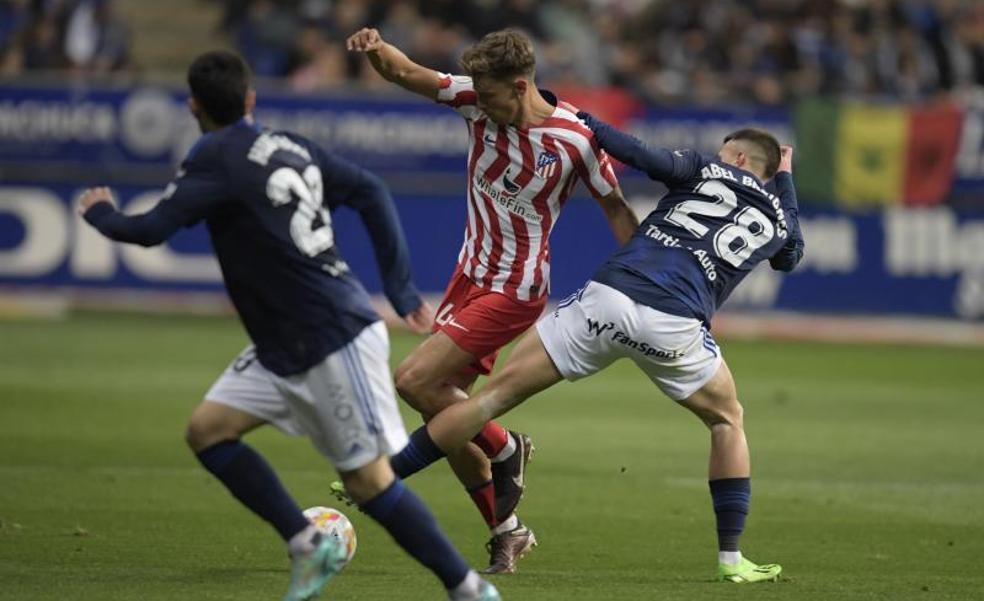 Llorente y Barrios deciden el pase del Atlético a octavos