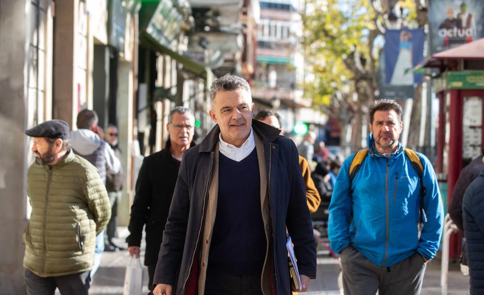 «Ninguna de mis decisiones se tomará sin el consenso ni la participación real de vecinos y comerciantes»