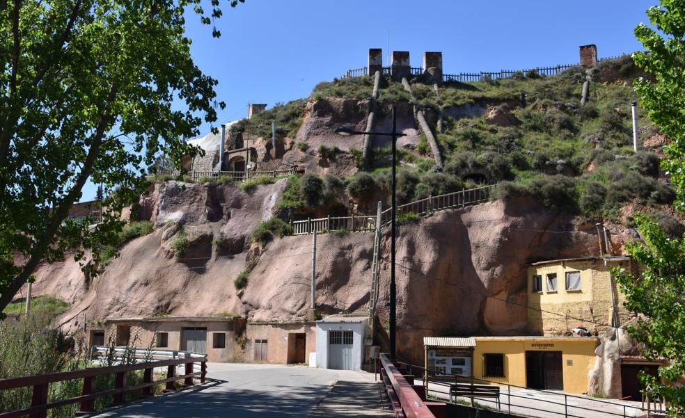 De paseo al Barrio Bodegas y a la ermita