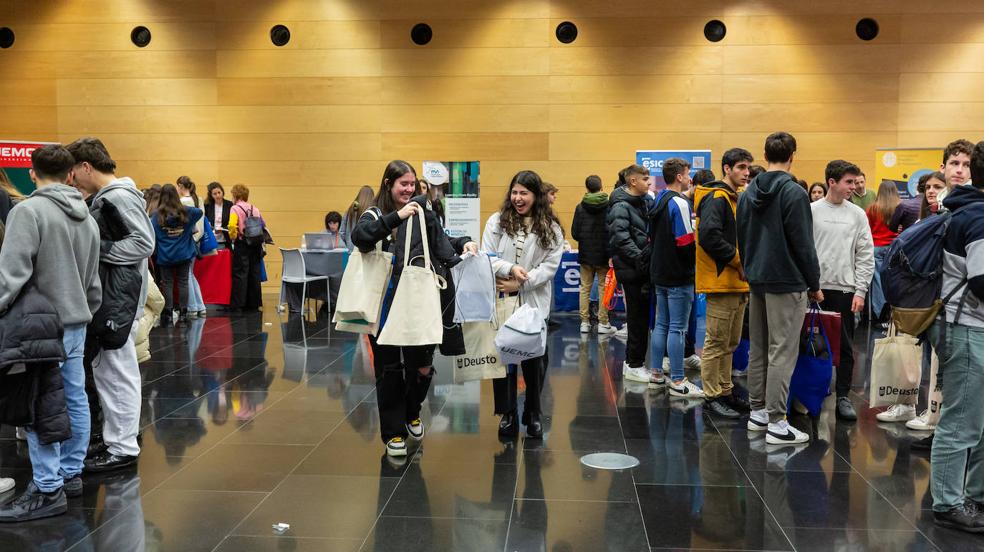 Feria de universidades en Riojafórum