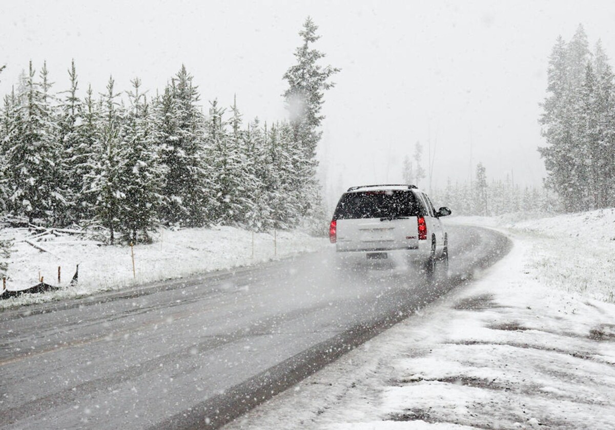 La DGT alerta sobre cómo actuar si nos pilla una nevada en carretera