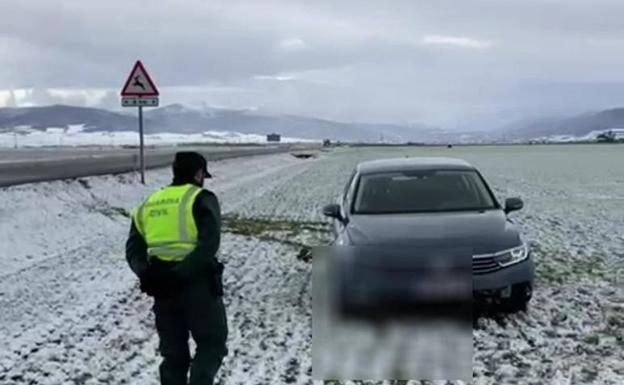 La nieve provoca varias salidas de vía en La Rioja