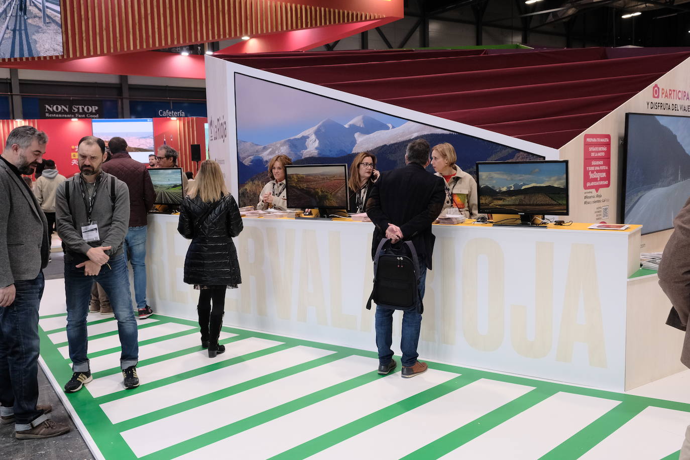 Presentación del stand de La Rioja en Fitur