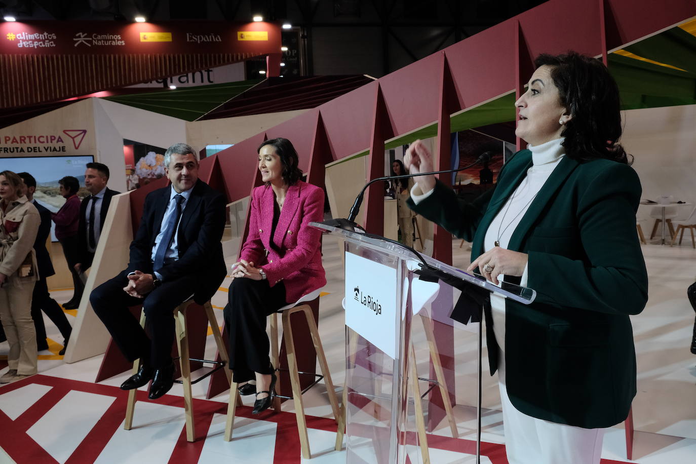 Reyes Maroto afirma que la Conferencia de Enoturismo situará «a La Rioja en el centro del debate del mundo»