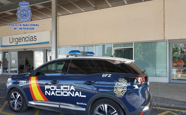 Detenidos dos hombres que agredieron a un médico en el Hospital San Pedro