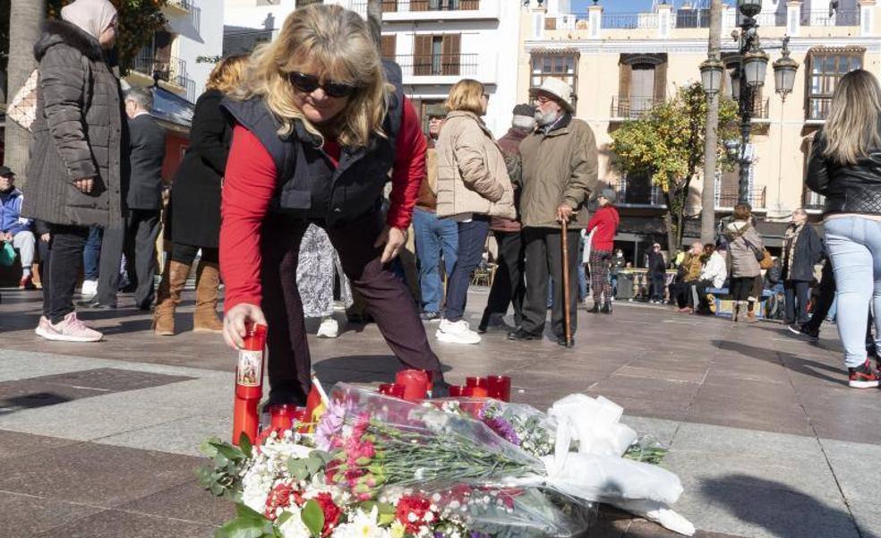 El cura que sobrevivió al ataque: «Iba a por mí, pero se equivocó y atacó al sacristán»