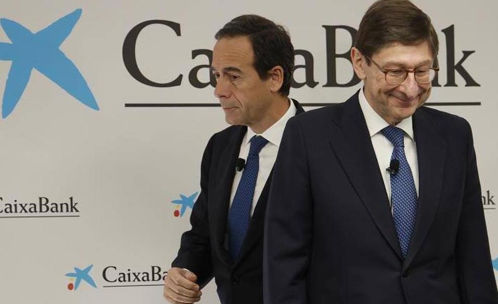 CaixaBank gana 3.145 millones y anuncia un mayor reparto del dividendo