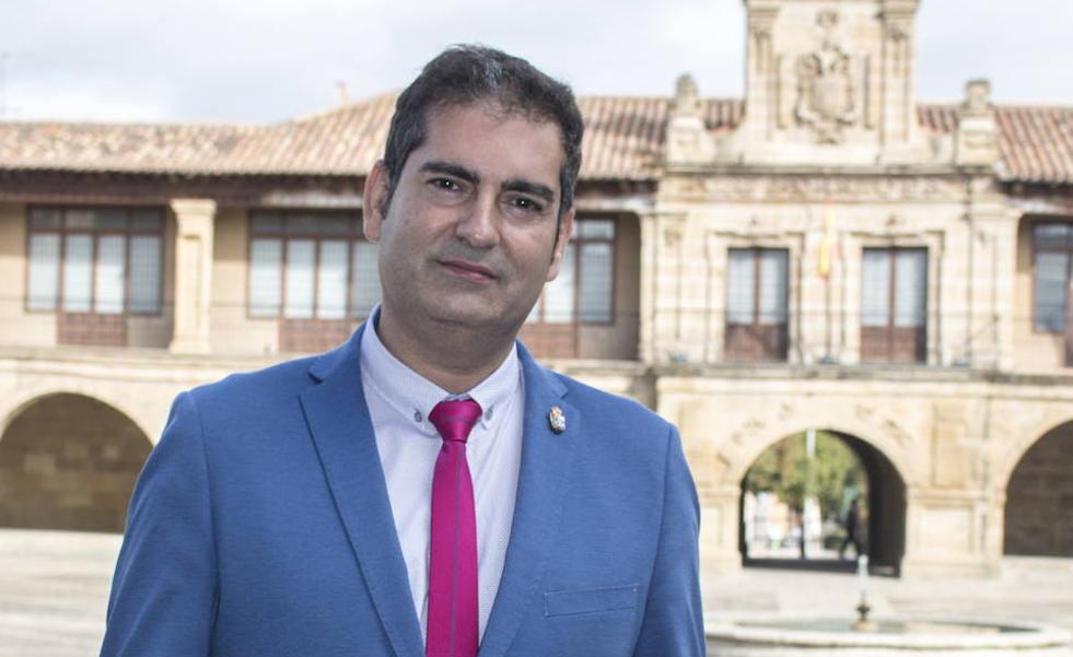 El Gobierno riojano responde al alcalde de Santo Domingo que sí se invitó al Ayuntamiento a Fitur