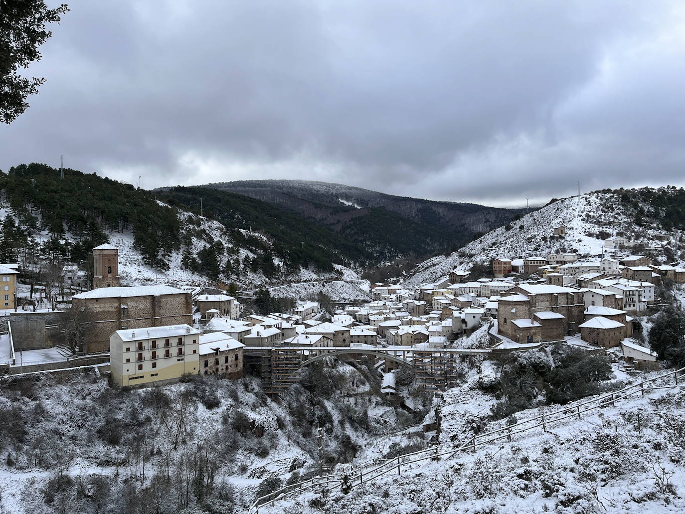 Vuelven la nieve y temperaturas de hasta seis bajo cero en la sierra riojana