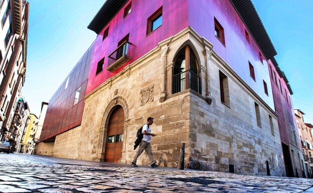 Fondos «nunca vistos» del museo Vivanco se expondrán en un CCR que espera abrir «este semestre»