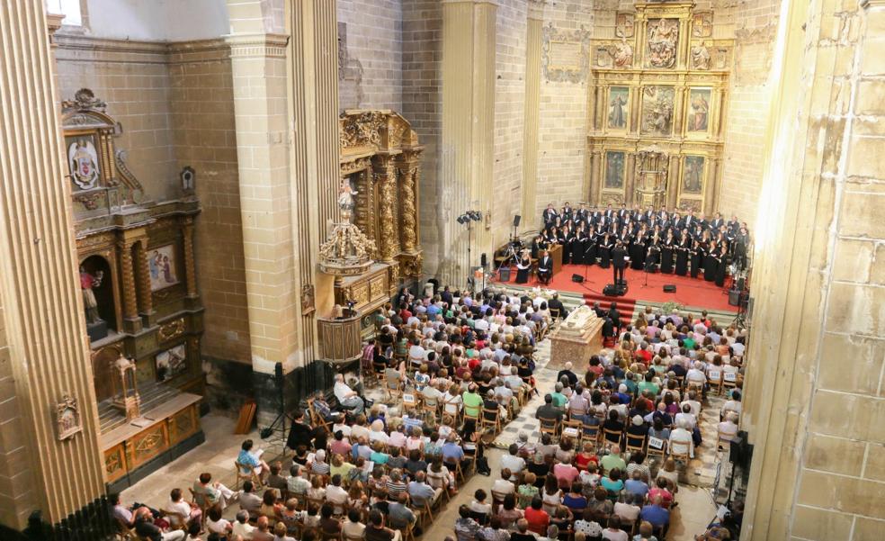 La 'desafinada' propuesta del PP sobre el coro y orquesta de RTVE