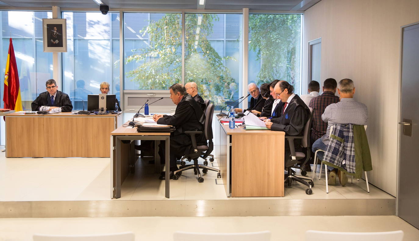 El Supremo ratifica la condena de dos años al policía de Logroño que destruyó el atestado de un accidente