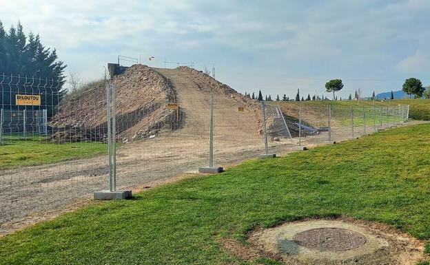 El carril ciclopeatonal de Lardero inicia su obra por el puente