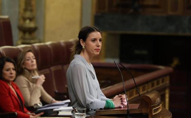 El Gobierno y Vox arrinconan al PP por la ley del aborto