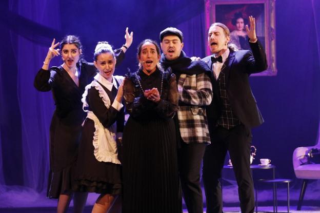 Comedia musical y de enredo de La Cuarta Pared