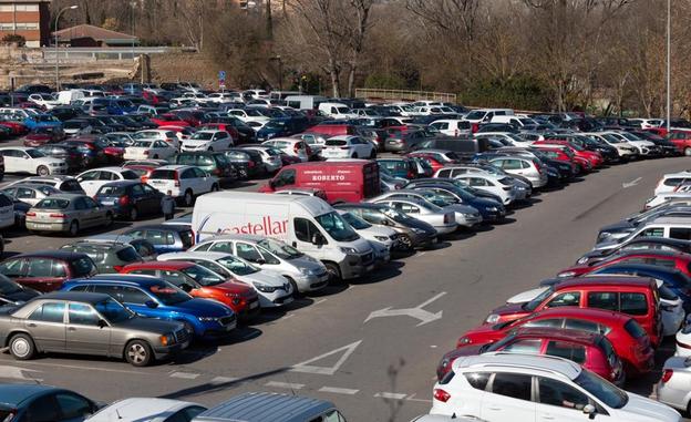 La oferta no soporta la creciente demanda en el mercado de los garajes particulares