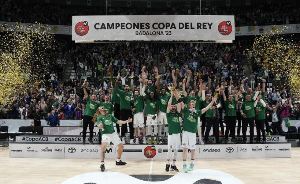 El Unicaja culmina la hazaña con su segunda corona