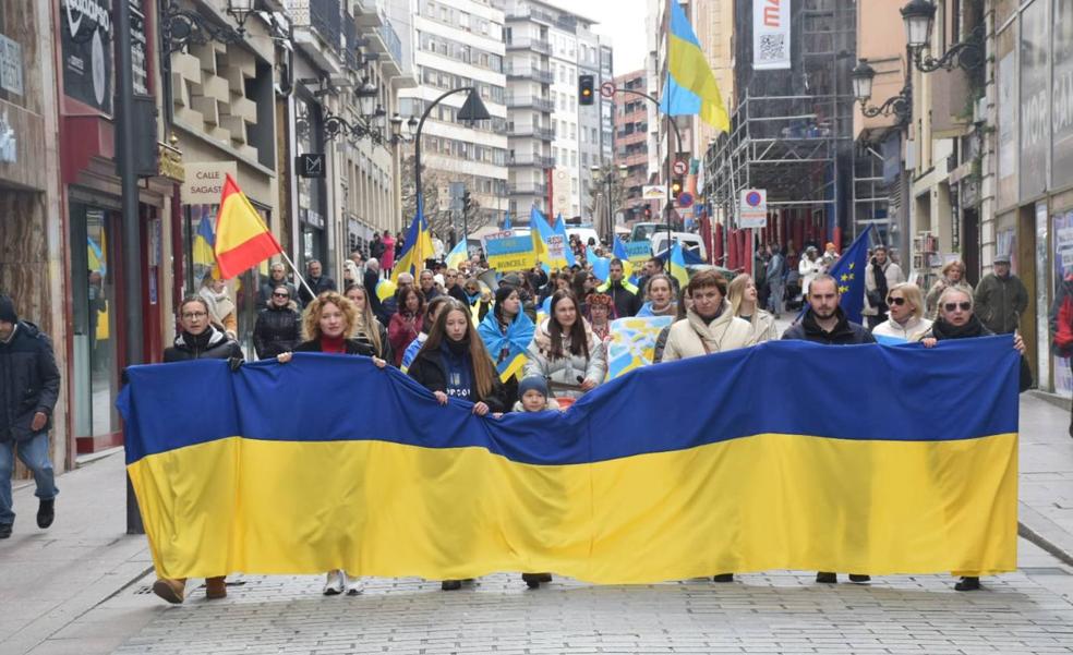 Logroño grita «no a la guerra» en el primer aniversario de la invasión rusa en Ucrania