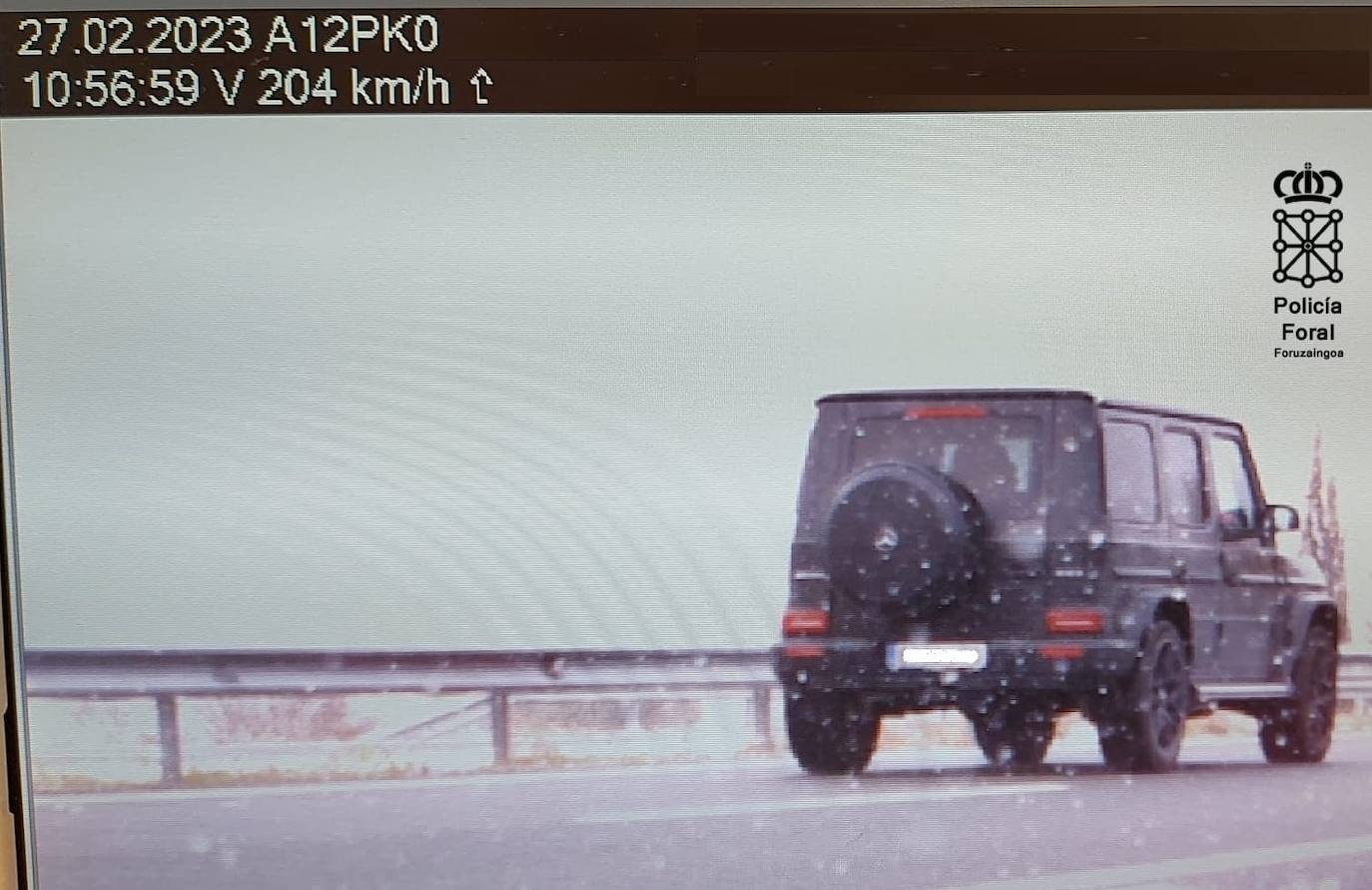 Denunciado en la A-12 un logroñés que circulaba a 204 por hora bajo la nieve