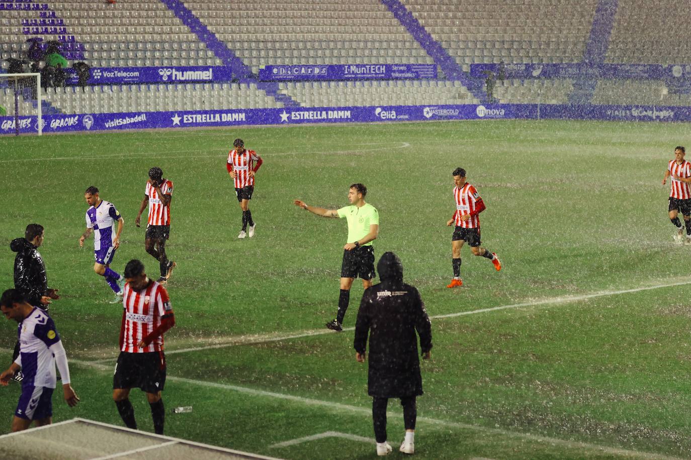 El Sabadell-UDL suspendido por el diluvio se reanudará el 22 de marzo