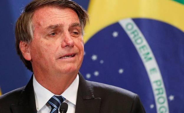 Bolsonaro intentó introducir en Brasil de manera ilegal joyas valoradas en 3,2 millones