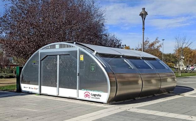 Logroño comenzará a instalar la próxima semana los nuevos aparcabicis cubiertos