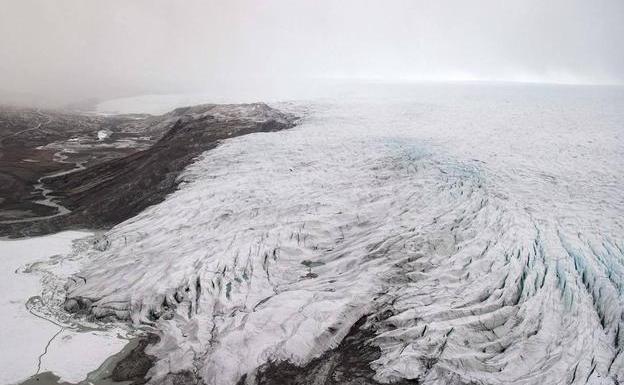 El hielo marino del Ártico se estrechó en 2007 y no se ha recuperado