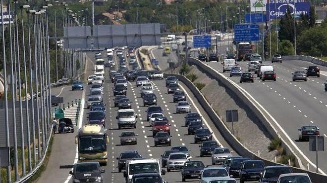 La DGT se prepara para el puente del 1 de Mayo