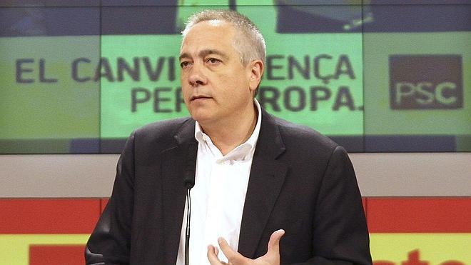 Fernández Díaz atribuye la agresión a Navarro a la «división» en Cataluña