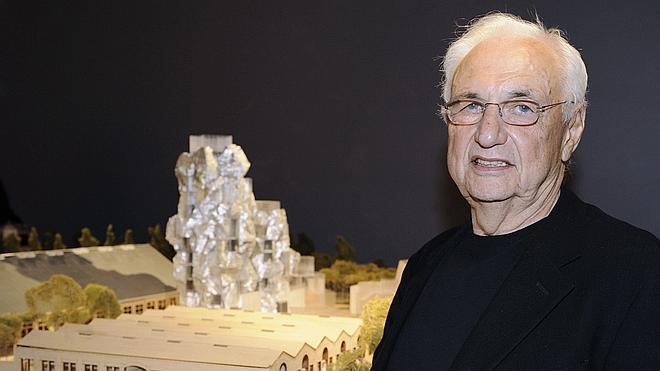 Frank Gehry, el arquitecto que diseña edificios como obras de arte