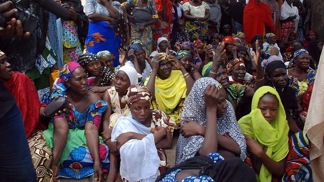 Expertos de EE UU llegan a Nigeria para ayudar con los secuestros de niñas
