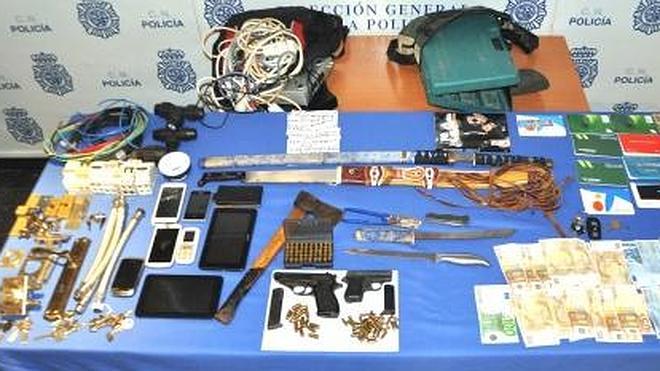 Detenidos 19 miembros de un clan que alquilaba viviendas ocupadas